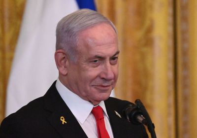 نتنياهو يعقد اجتماعاً مصغراً لبحث صفقة صغيرة مع حماس