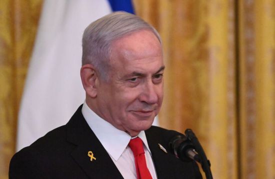 نتنياهو يعقد اجتماعاً مصغراً لبحث صفقة صغيرة مع حماس