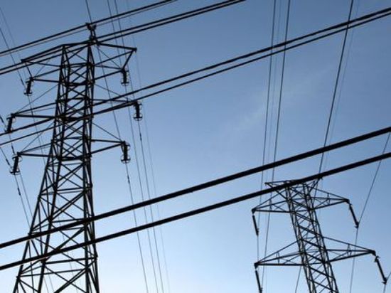 العراق يوافق على مضاعفة واردات الكهرباء من تركيا