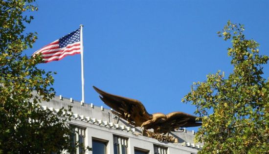 واشنطن تكشف حقيقة سحب موظفي سفارتها في مقديشو