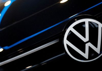 "فولكس" تسجل تراجعاً في الأرباح مع توقعات بنمو المبيعات