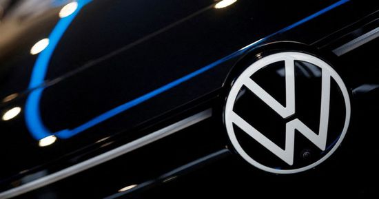 "فولكس" تسجل تراجعاً في الأرباح مع توقعات بنمو المبيعات