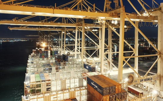 ارتفاع تكاليف التمويل يخفض أرباح "موانئ دبي العالمية"