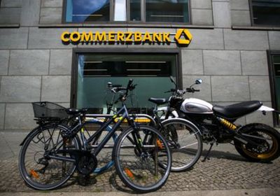 "يوني كريدت" يسعى للاستحواذ على "كومرتس بنك" رغم المعارضة