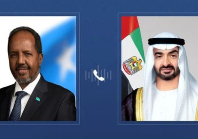 رئيس الإمارات يجري اتصالاً هاتفياً مع نظيره الصومالي