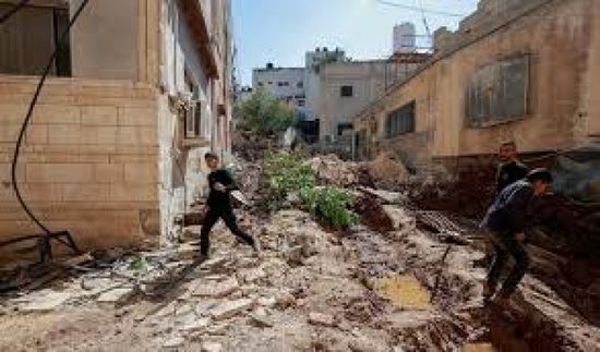 قوات الاحتلال تبدأ عملية هدم 66 منزلًا بمخيم جنين