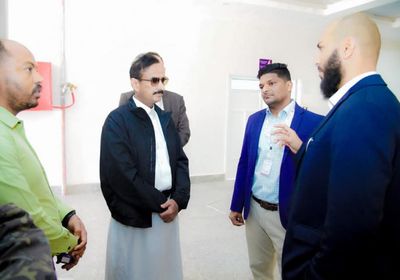 بن الوزير يتفقد مشاريع توسعة أقسام في مستشفى شبوة