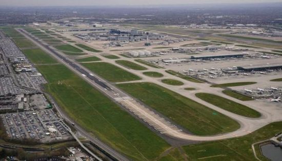 استئناف رحلات الطيران في مطار هيثرو