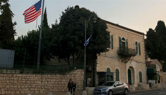 بسبب التصعيد.. السفارة الأمريكية تحذّر رعاياها في إسرائيل