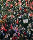 زعيم المعارضة في تركيا يدعو لتظاهرة حاشدة لدعم أوغلو