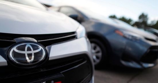 "تويوتا" تحافظ على أسعارها في أمريكا رغم الرسوم الجمركية