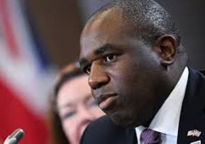 إسرائيل تحتجز نائبتين بريطانيتين