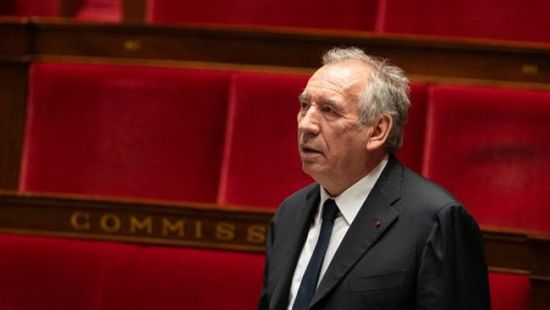    رئيس الوزراء الفرنسي: رسوم ترامب ستؤدي لأزمة عالمية