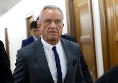 وزير الصحة الأمريكي يتوجه إلى تكساس