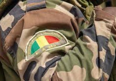 مالي تعلن استدعاء سفرائها لدى الجزائر