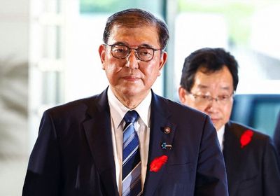 رئيس وزراء اليابان: رسوم ترامب الجمركية كارثة وطنية