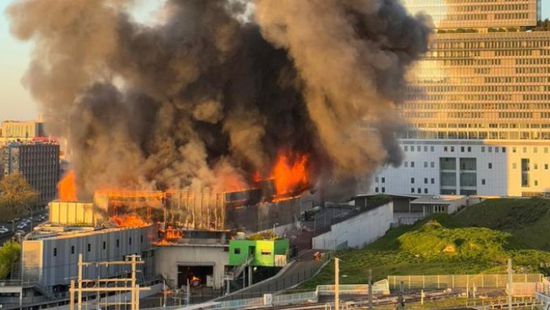    حريق ضخم بمنشأة نفايات شمالي باريس