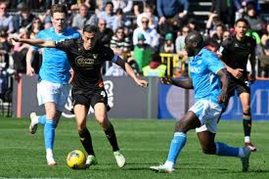 نابولي يسقط في فخ التعادل الإيجابي أمام بولونيا