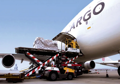 تراجع الطلب على الشحن الجوي فبراير الماضي