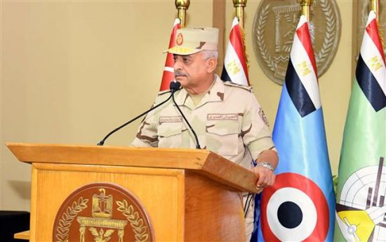 وزير الدفاع المصري يلتقي نظيره الفرنسي لبحث تطورات المنطقة