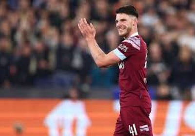 ثنائية رايس المذهلة من ركلتين حرتين تقود أرسنال للفوز على ريال مدريد