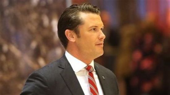 وزير الدفاع الأمريكي يجري اتصالًا هاتفيًا بنظيره المصري