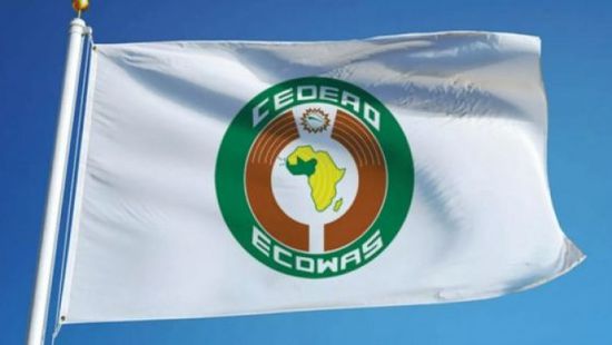 "إيكواس" قلقة بشأن تصاعد التوترات بين مالي والجزائر