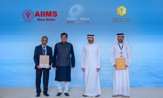 الإمارات والهند توقعان 8 مذكرات تفاهم لتعزيز الشراكة الاستراتيجية