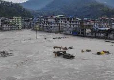 مقتل نحو 100 جراء أمطار غزيرة في الهند ونيبال