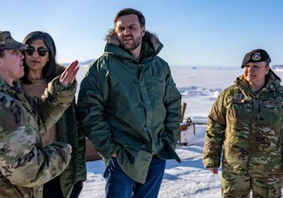 بسبب رسالة إلكترونية.. واشنطن تقيل قائدة قاعدة فضائية في غرينلاند