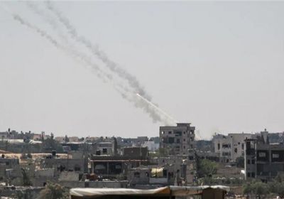 الجيش الإسرائيلي يعترض 3 صواريخ أطلقت من غزة&lrm;
