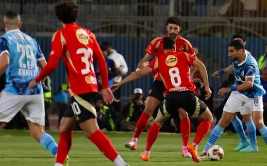 الأهلي يخطف تعادلاً مثيراً أمام بيراميدز في الدوري المصري