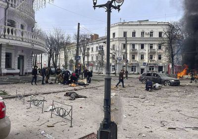 أوكرانيا: مقتل 32 جراء ضربة صاروخية روسية على مدينة سومي