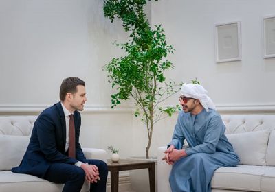 عبدالله بن زايد يستقبل وزير خارجية مقدونيا الشمالية في أبوظبي