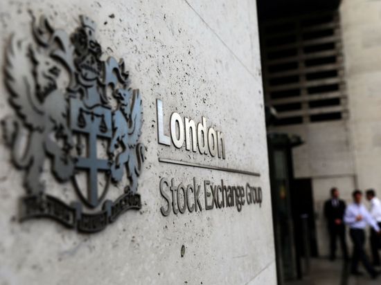 مؤشر بورصة لندن يقفز بحوالي 1.44%