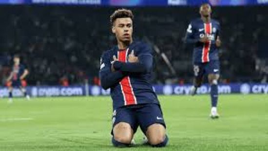 باريس سان جيرمان ينجو من انتفاضة أستون فيلا