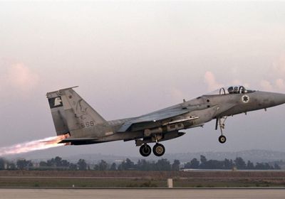 بالخطأ.. إسرائيل تقصف منطقة قرب كيبوتس في شرق غزة