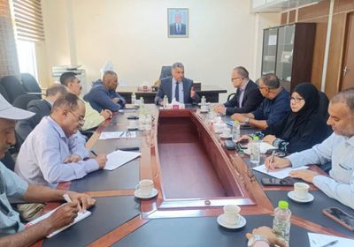 مباحثات لتنفيذ مشروع الصرف الصحي في دار سعد
