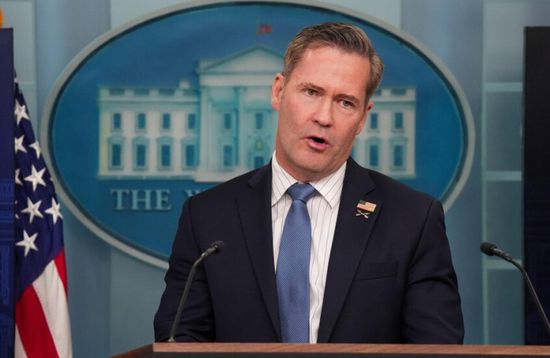 مستشار رئيس الوزراء الهنغاري ووالتز يبحثان التسوية في أوكرانيا