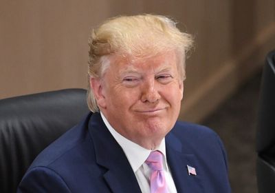 الملك تشارلز يدعو ترامب لزيارة المملكة المتحدة