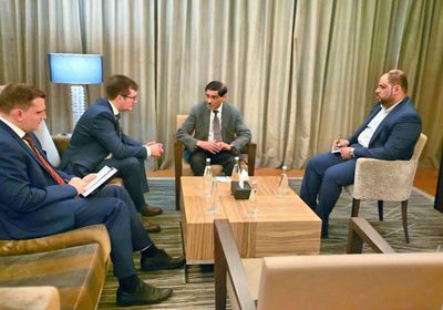 البحسني يبحث مع السفير الروسي سبل تحقيق السلام الدائم