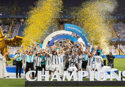 الجزيرة يتوج بلقب كأس رابطة المحترفين الإماراتية