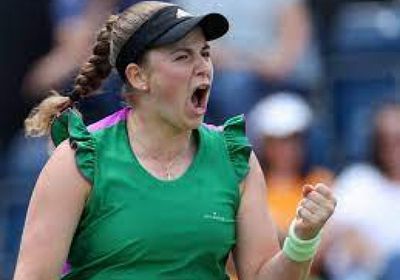 أوستابنكو غير المصنفة تبلغ نهائي شتوتجارت للتنس