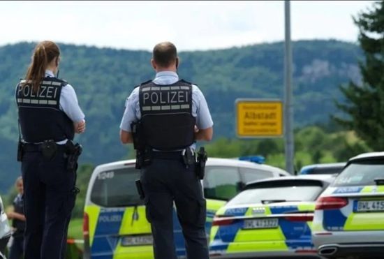 الشرطة الألمانية تدعو لحظر الأسلحة في وسائل النقل العام