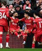 ليفربول يقترب من اللقب ويحسم هبوط ليستر من الدوري الممتاز