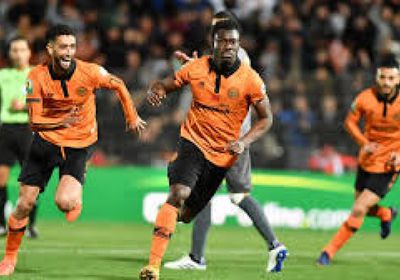 نهضة بركان يضع قدمًا في نهائي كأس الكونفدرالية