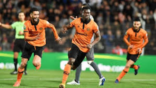 نهضة بركان يضع قدمًا في نهائي كأس الكونفدرالية