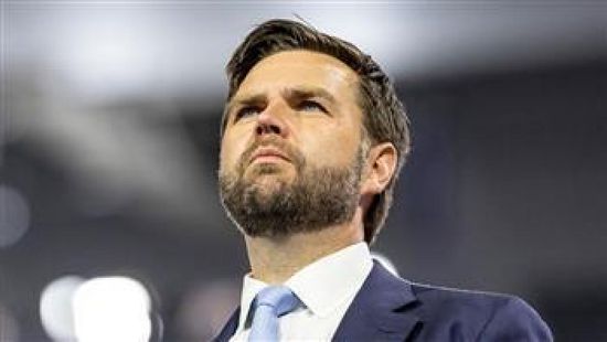 دي فانس يجري زيارة إلى الهند