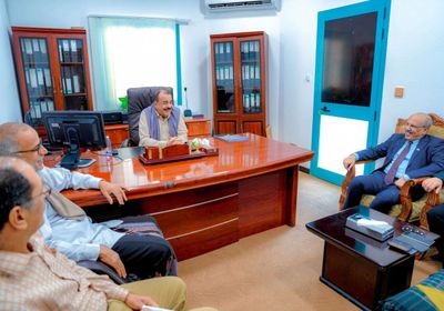 بن بريك يؤكد أهمية جمع كلمة أبناء حضرموت