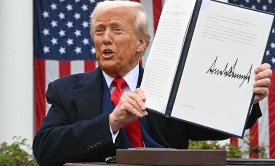 ترامب يوقع أمرًا تنفيذيًا لخفض أسعار الأدوية والرعاية الصحية